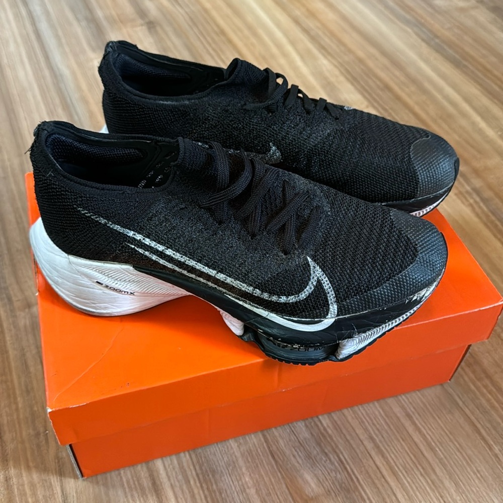 Nike Air Zoom Tempo